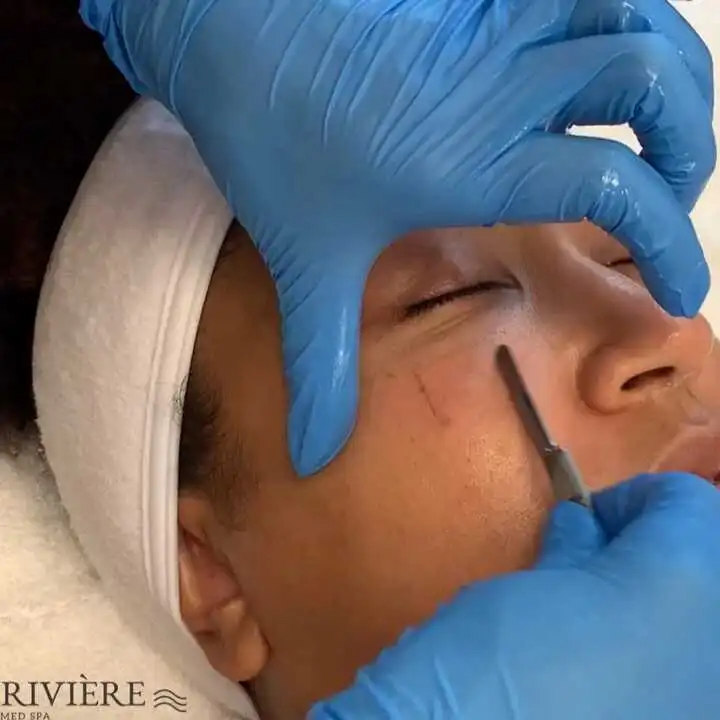 We know that glowing, silky-smooth skin isn't a luxury — it's self-care that you genuinely deserve.